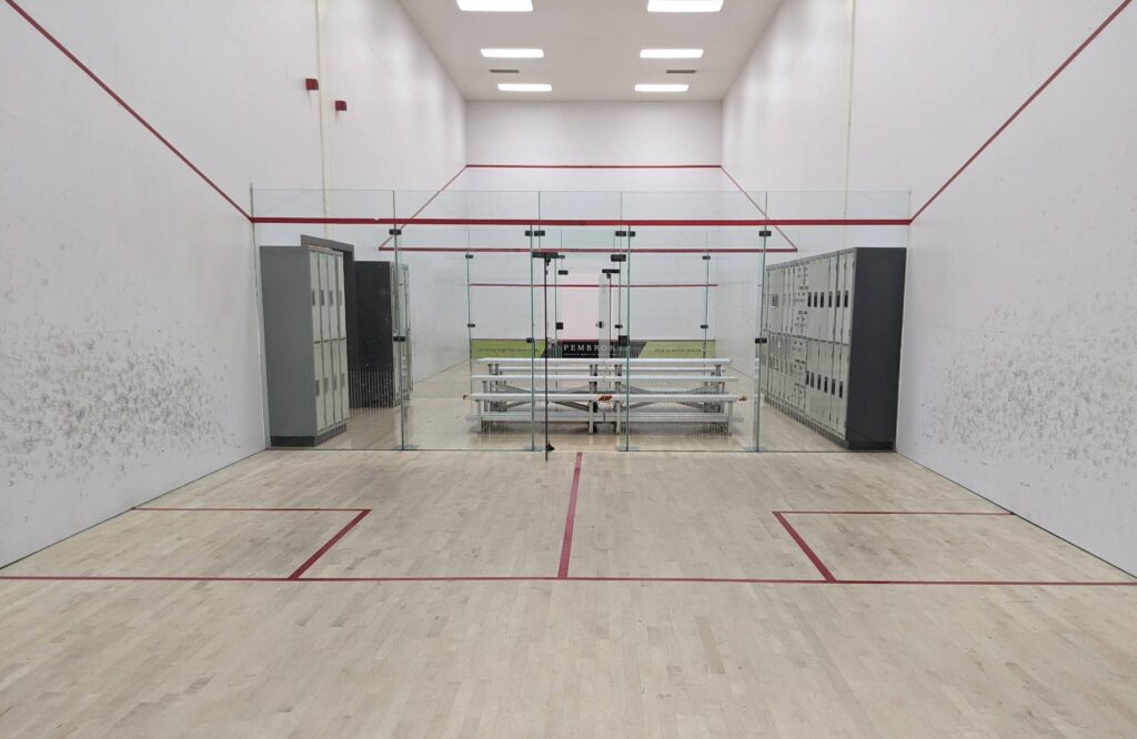 downtown Vancouver squash courts